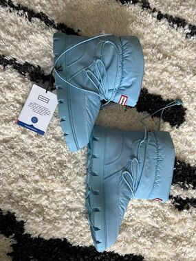 Hunter Light Blue Insulated Ankle Snow Boots